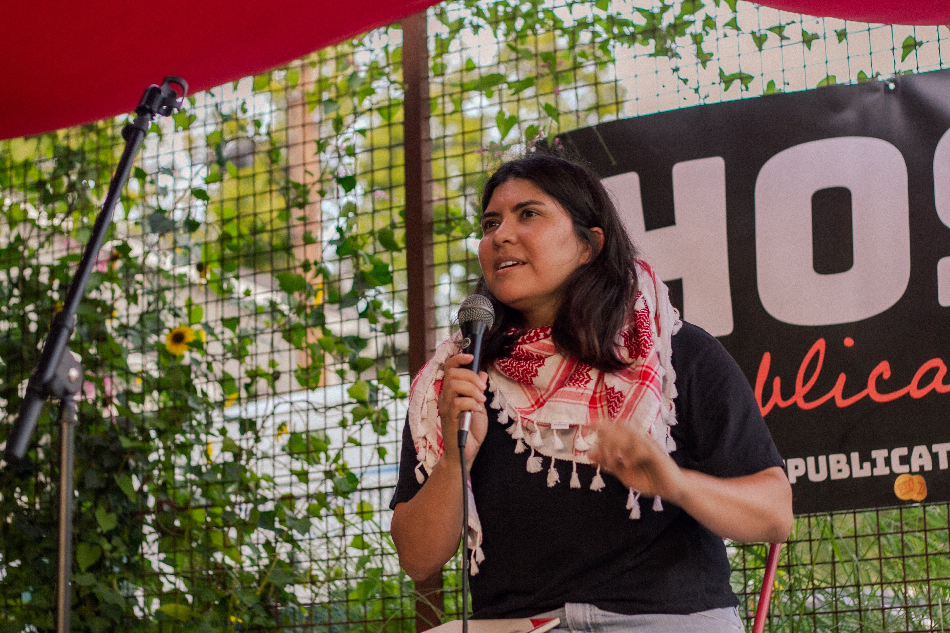 Photoblog :: celebrating book of provocations